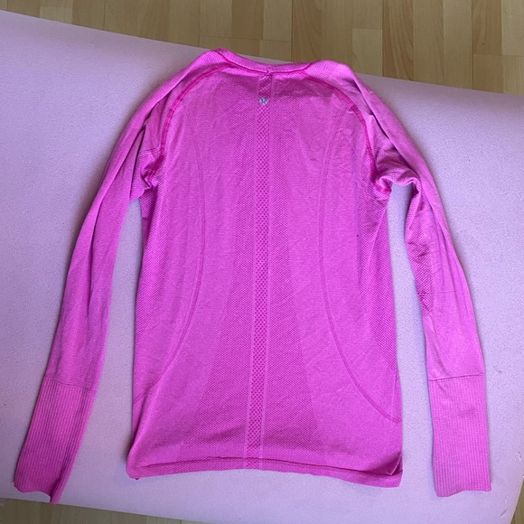 Lululemon Swiftly Tech Hot Pink - Picture 3 of 5